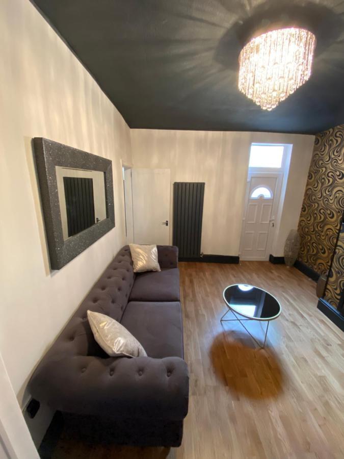 Ideal Abode Leonard Честер Экстерьер фото